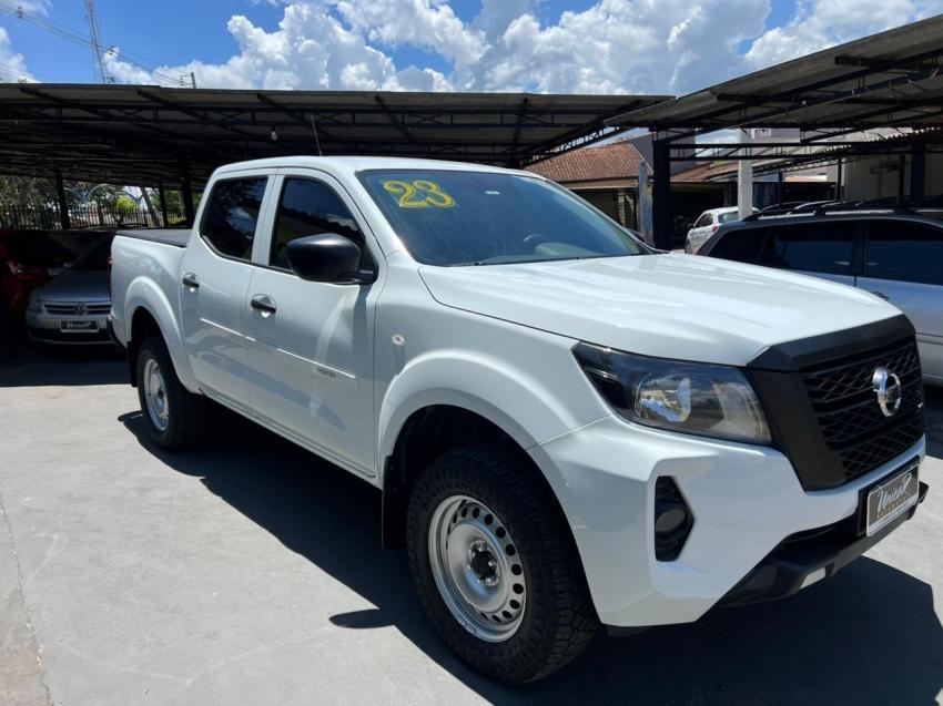 Nissan Frontier 2023
