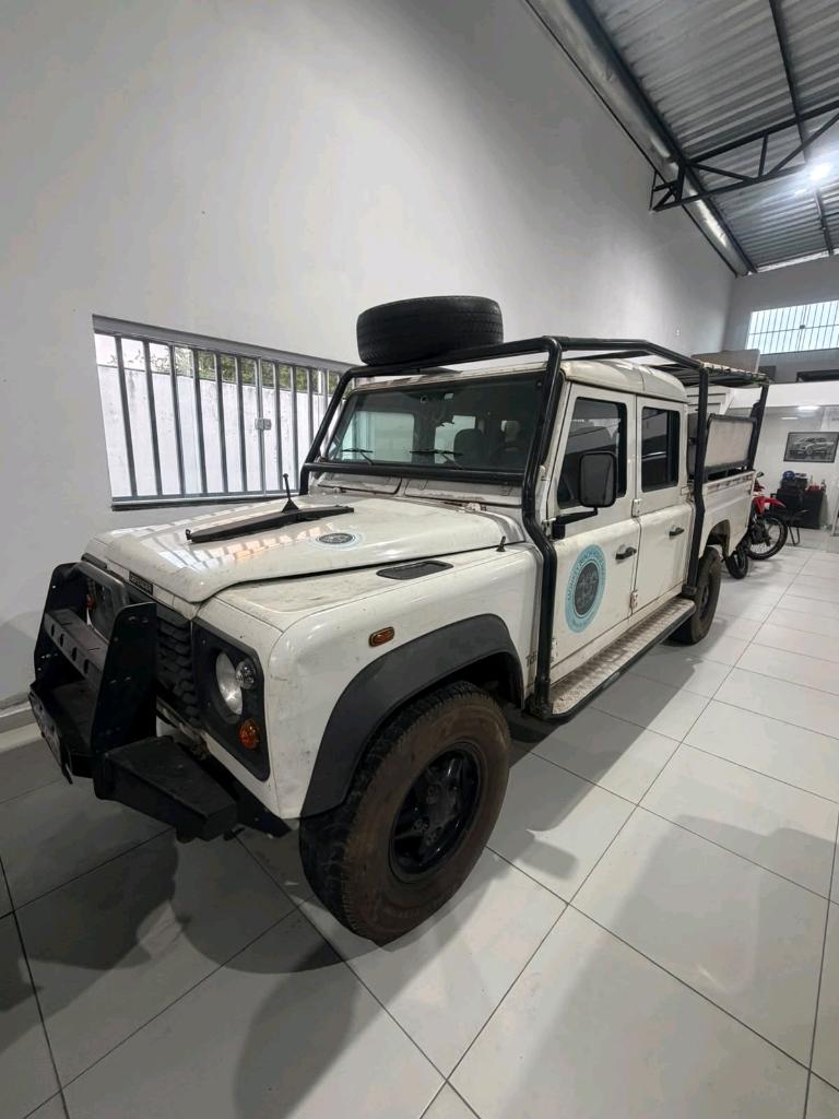 Land Rover Defender CD 130 HCPU 2.5 TDI 2005