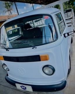 Foto do veículo Volkswagen Kombi 1.6 Std 8v Gasolina 3p Manual