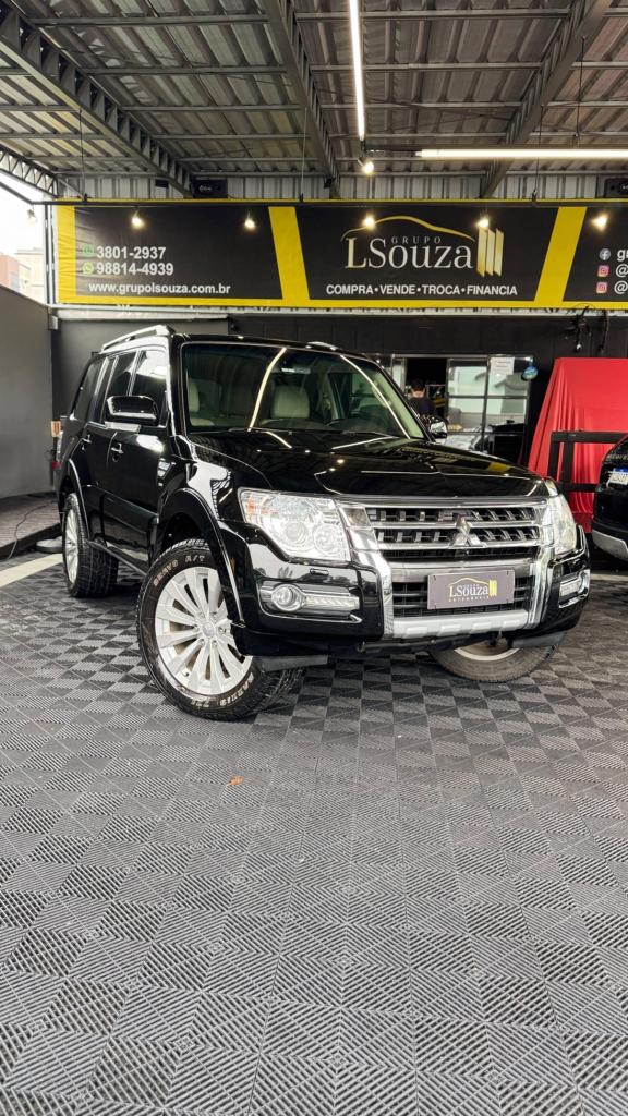 Mitsubishi Pajero Pajero HPE Full 3.2 4x4 T.I.Dies. 5p Aut 2019