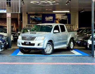 Foto do veículo Toyota Hilux 3.0 Srv 4x4 Cd 16v Turbo Intercooler 4p Automático