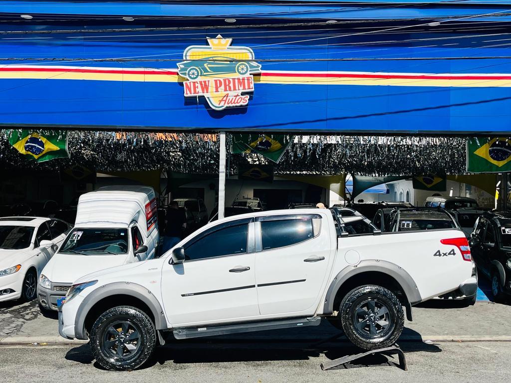 Mitsubishi L200 L200 Triton Sport GLX 2.4 CD Diesel Mec. 2020