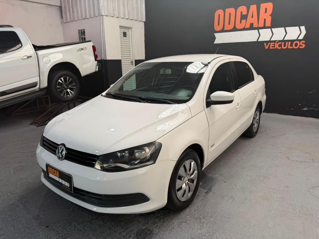 Volkswagen Voyage 2013