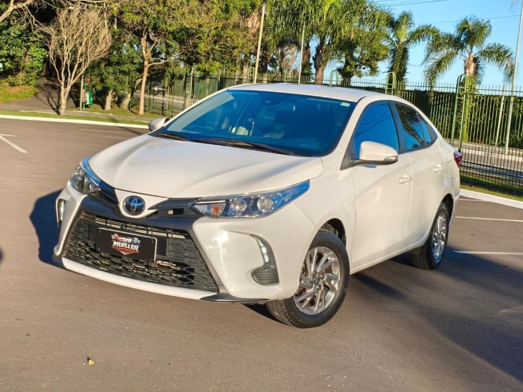 Toyota Yaris 2023