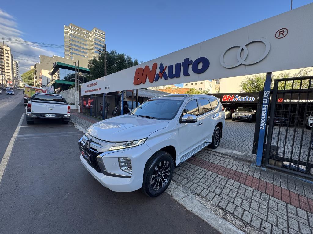 Mitsubishi Pajero SPORT HPE 2.4 TB 2024