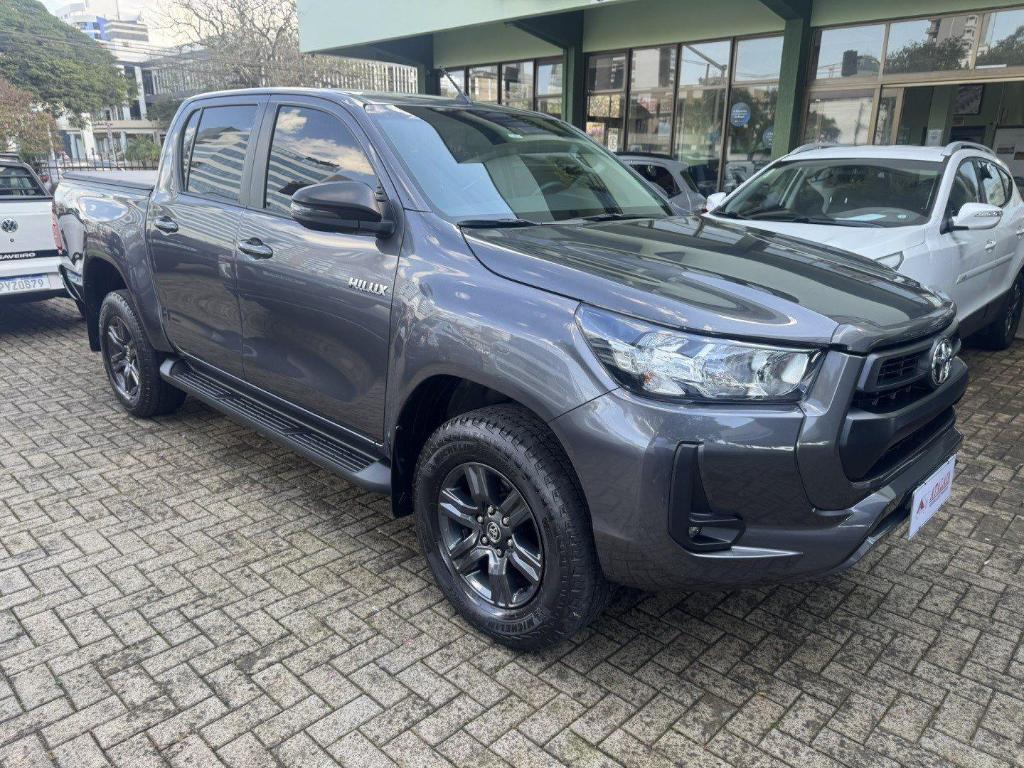 Toyota Hilux Hilux CD GR-S 4x4 2.8 TDI Dies. Aut. 2022