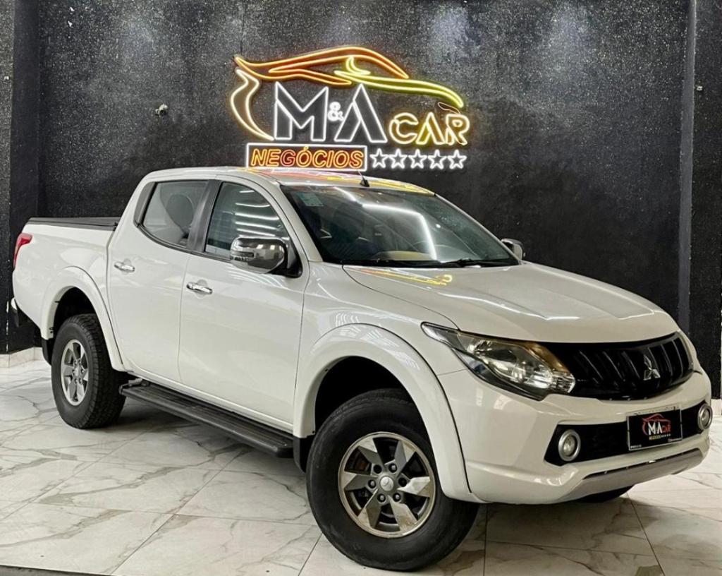 Mitsubishi L200 L200 TRITON SPORT HPE 2.4 CD DIESEL AUT. 2019