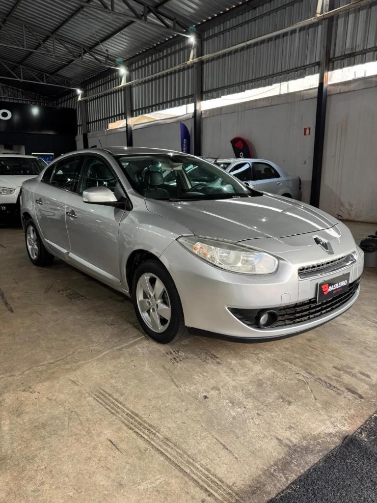 Renault Fluence DYNAMIQUE 2.0 CVT FLEX 2014