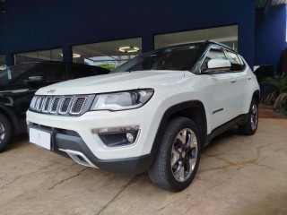 Foto do veículo Jeep Compass Limited 2.0 4x4 Diesel 16v Aut.