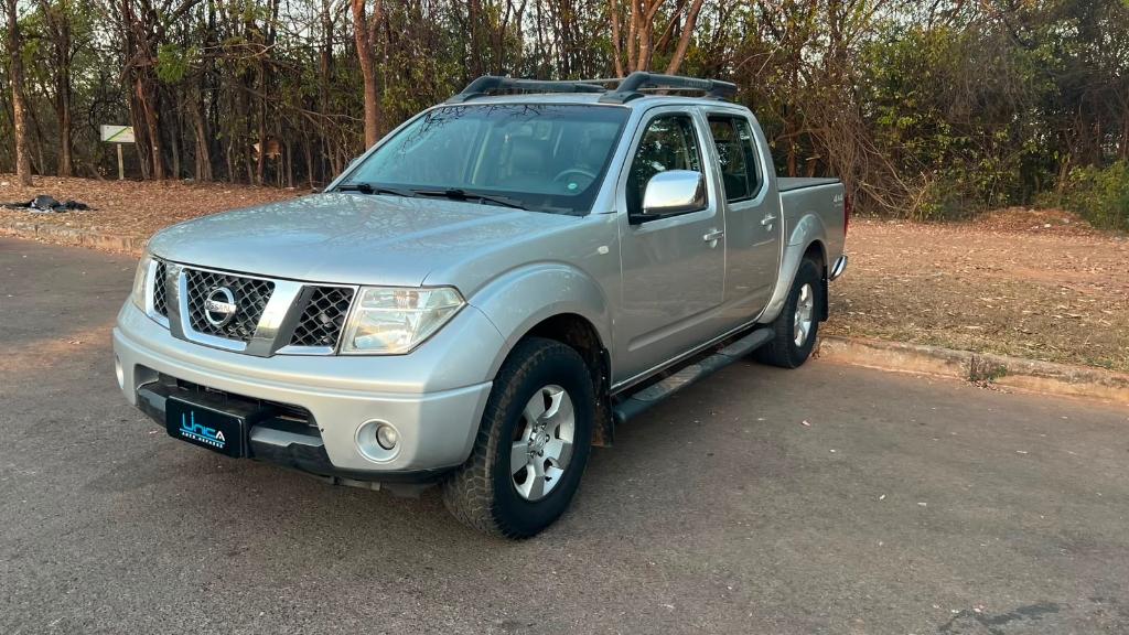 Nissan Frontier 2.5 Td Cd 4wd Le Auto 2012