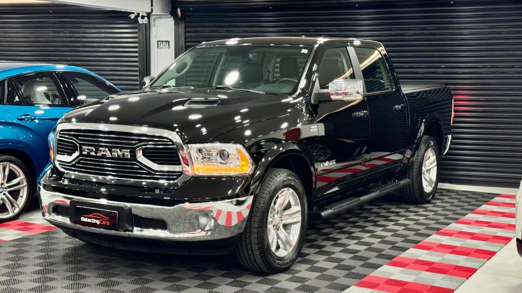 Ram Classic LARAMIE 5.7 CD V8 4X4 AUT. 2022