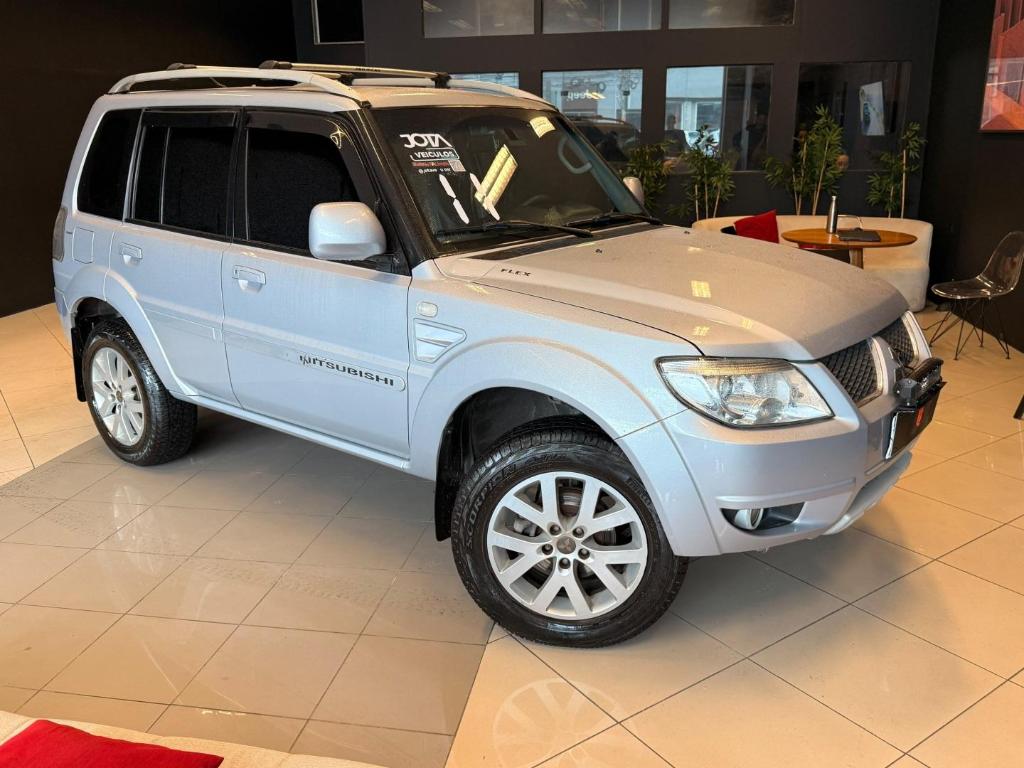 Mitsubishi Pajero Tr4 2.0l Flex Auto 2011