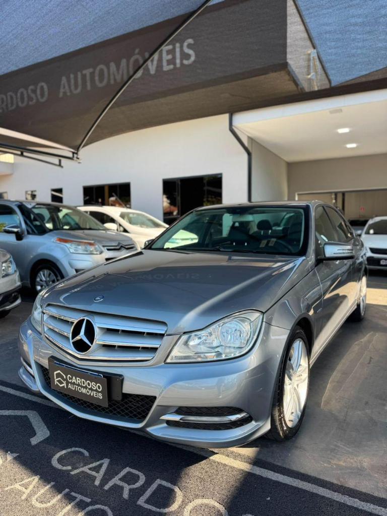 Mercedes-Benz C 180 TOURING 1.8 AT 2012
