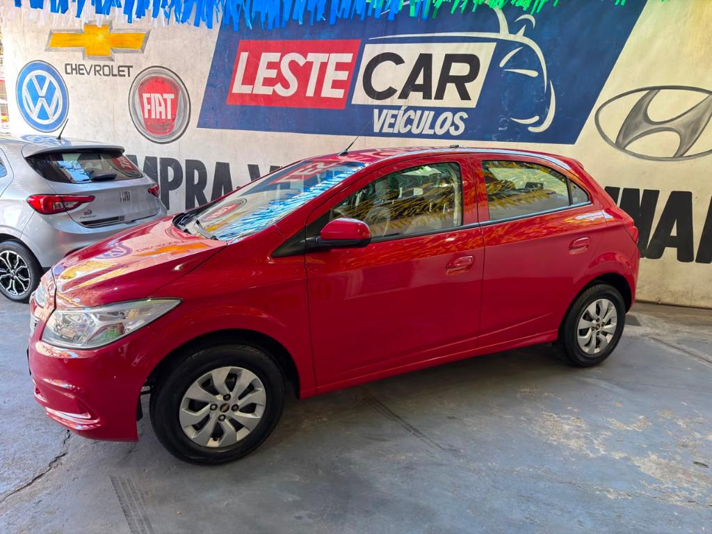 Chevrolet Onix ONIX HATCH LT 1.0 8V FlexPower 5p Mec. 2016