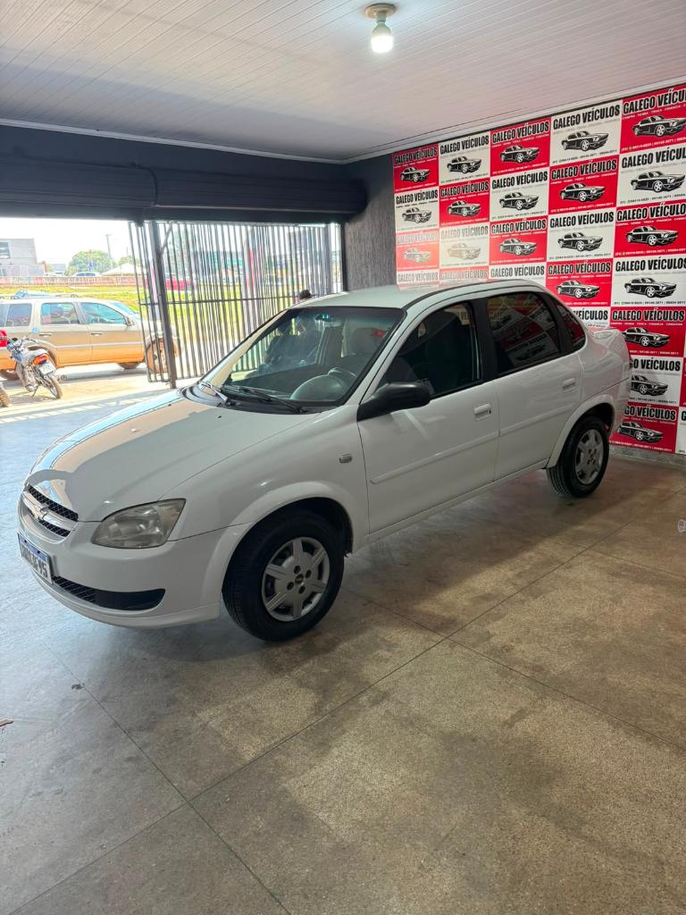 Chevrolet Classic LS C/AR 1.0 VHC-E 8V FLEXPOWER 2014