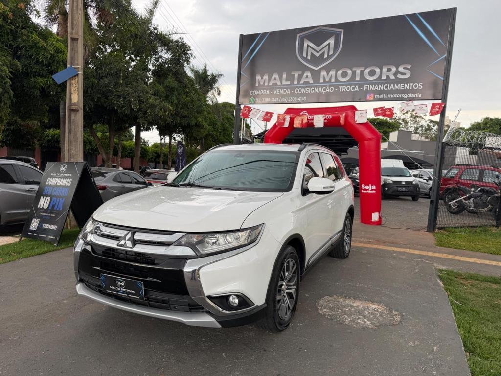 Mitsubishi Outlander 2.0 16V 160CV AUT. 2016