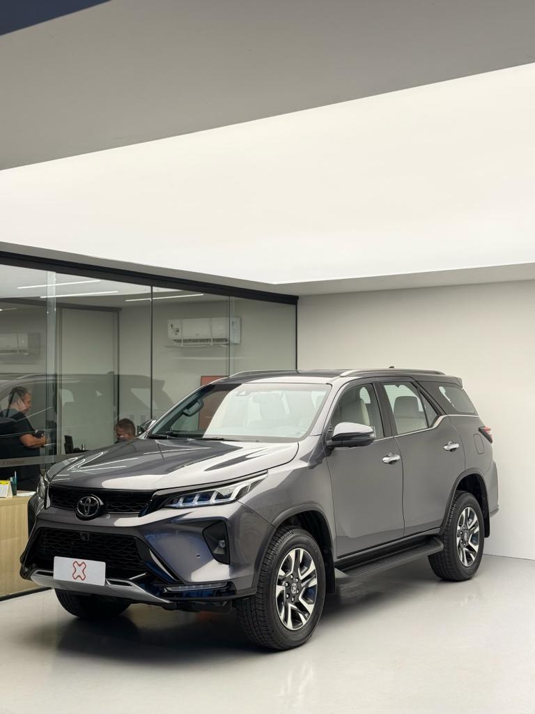 Toyota Sw4 2.8 Tdi Diamond 7l Auto 4wd 2025