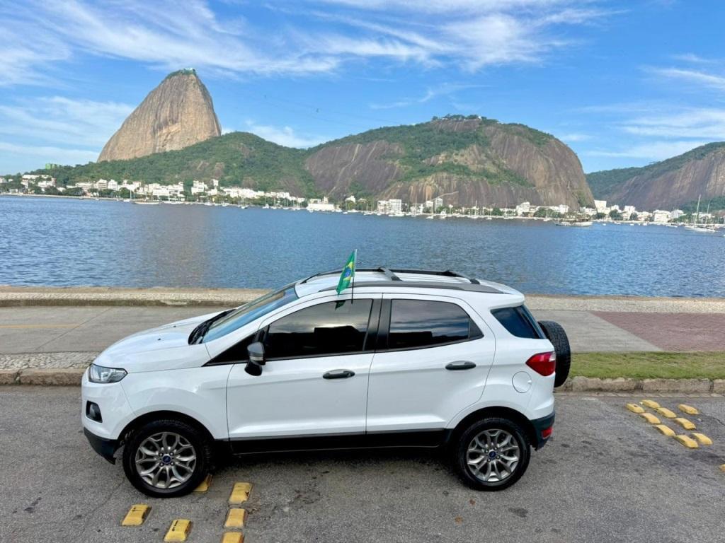 Ford Ecosport 1.6 FREESTYLE 16V FLEX 4P POWERSHIFT 2016