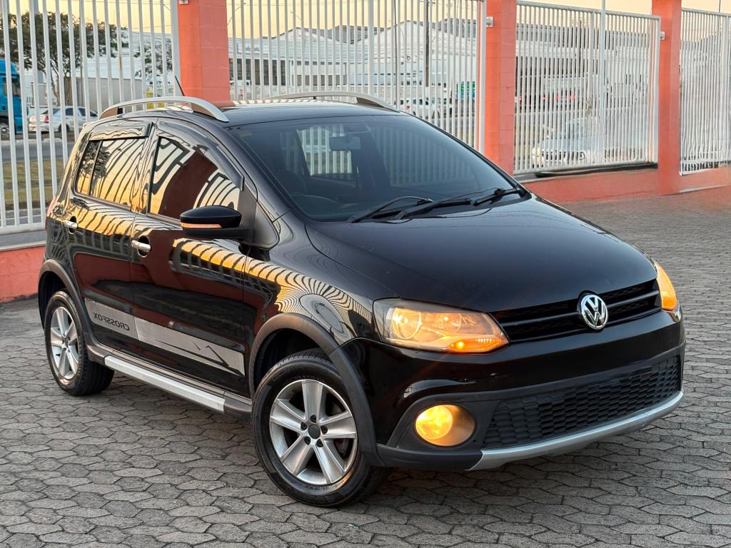 Volkswagen Crossfox CROSSFOX 1.6 Mi Total Flex 8V 5p 2011