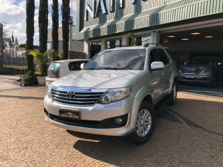 Foto do veículo Toyota Hilux Sw4 Sr 4x2 2.7/2.7 Flex 16v Aut.