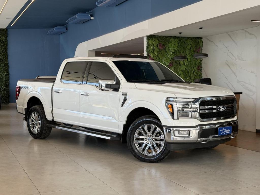 Ford F-150 LARIAT BLACK 4X4 5.0 AT 2024
