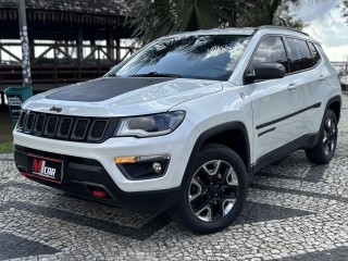 Foto do veículo Jeep Compass Trailhawk 2.0 4x4 Dies. 16v Aut.