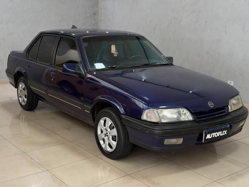 Chevrolet Monza Monza GLS/ Hi-Tech 2.0 EFI 2p e 4p 1996