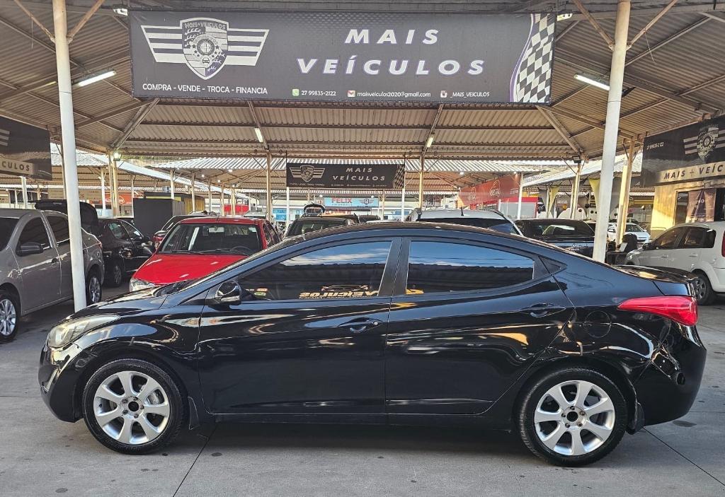Hyundai Elantra 2012