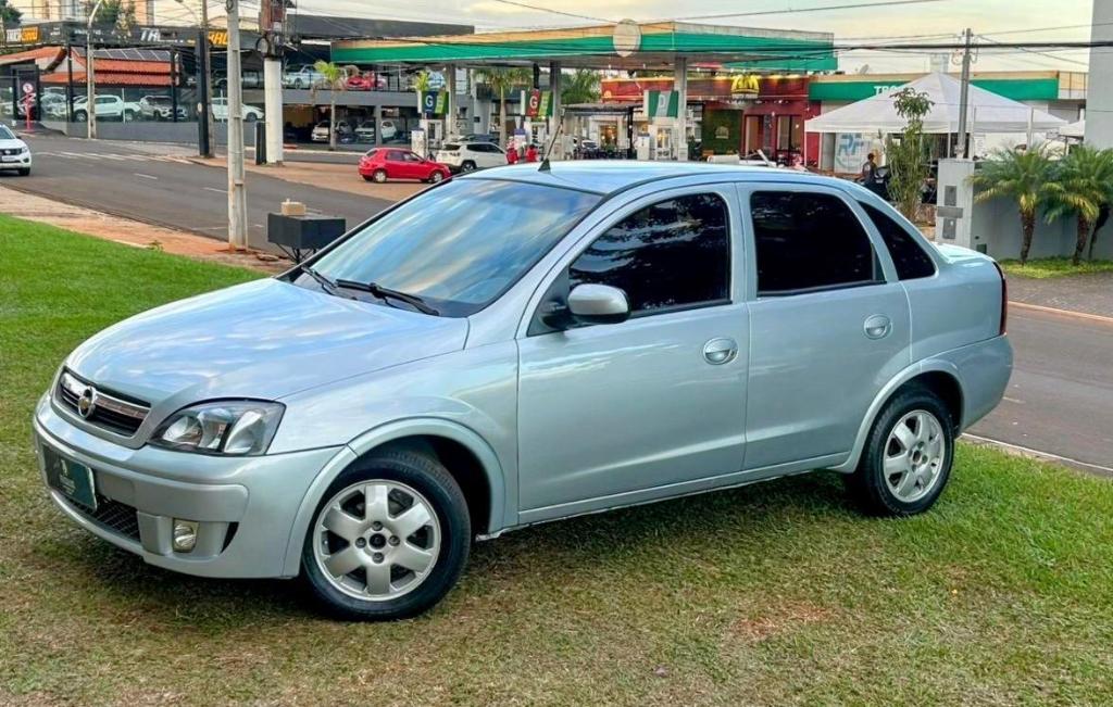 Chevrolet Corsa Corsa Sed. Premium 1.4 8V ECONOFLEX 4p 2010
