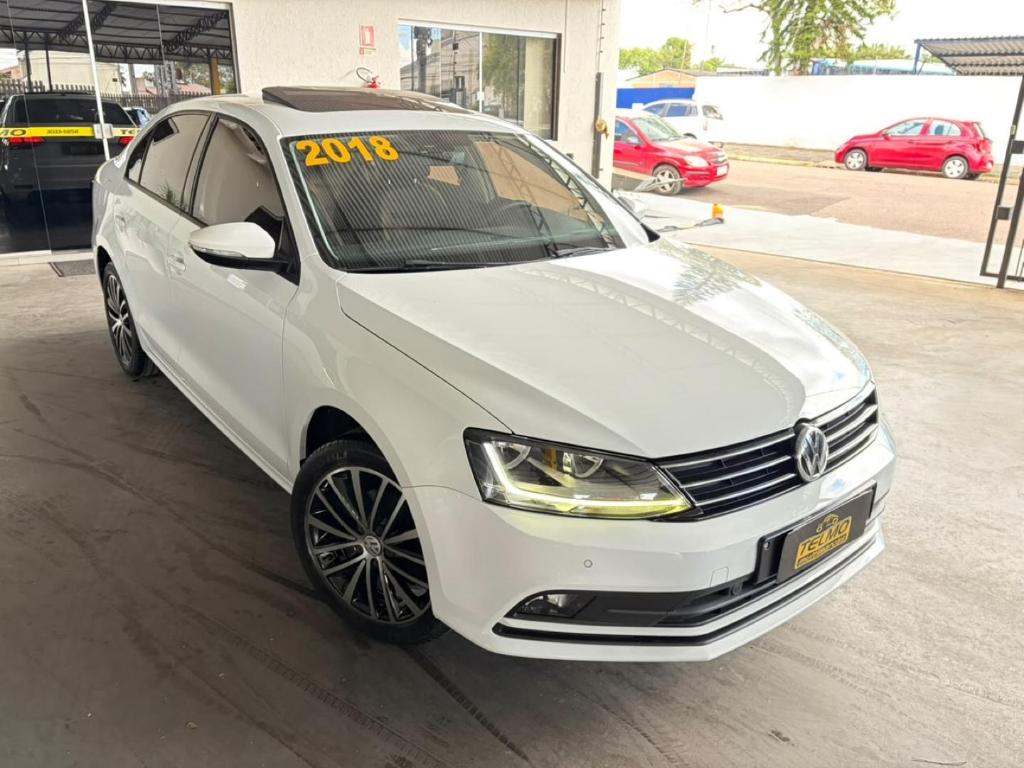 Volkswagen Jetta JETTA Comfortline 1.4 TSI 16V 4p Aut. 2018
