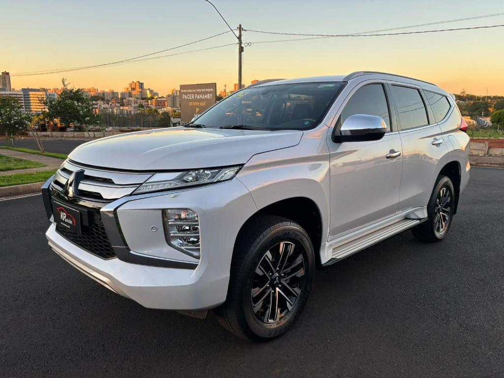 Mitsubishi Pajero SPORT HPE 2.4 TB 2024