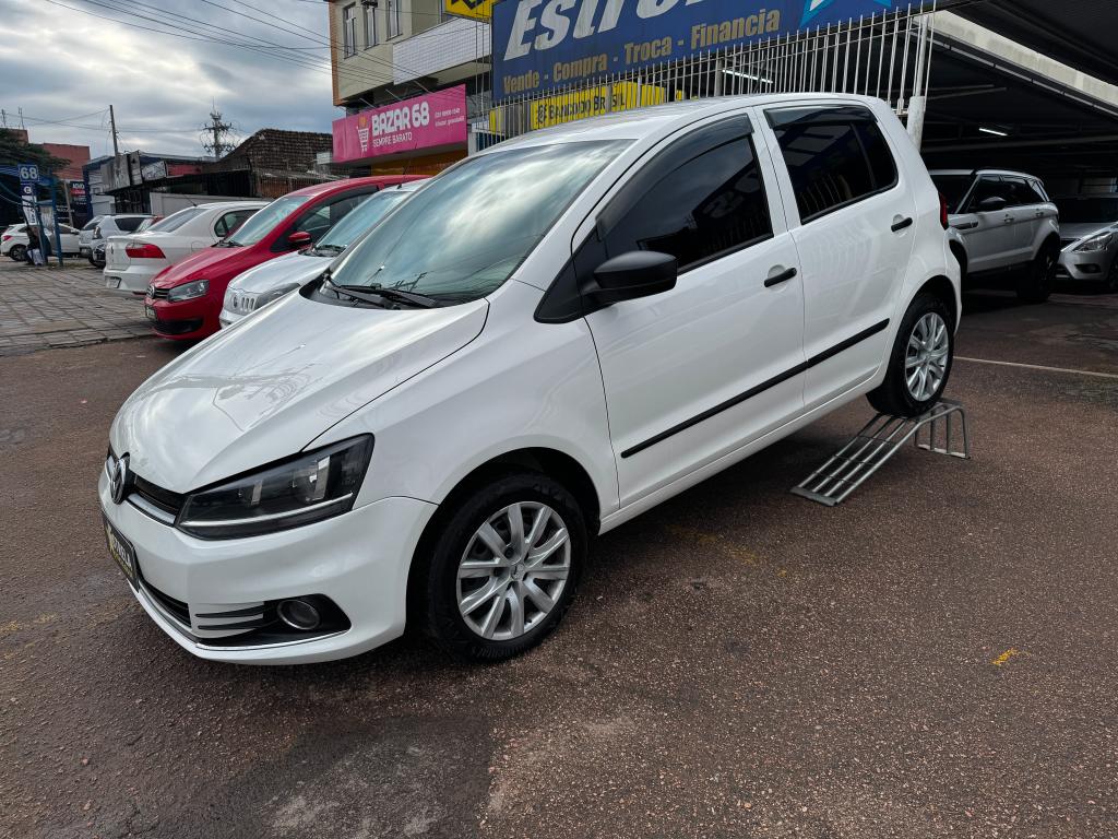 Volkswagen Fox 1.6 MSI TRENDLINE 8V FLEX 4P MANUAL 2017