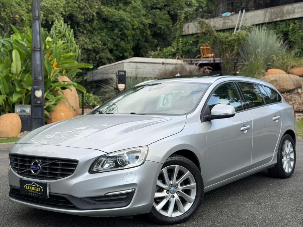 Volvo V60 2016