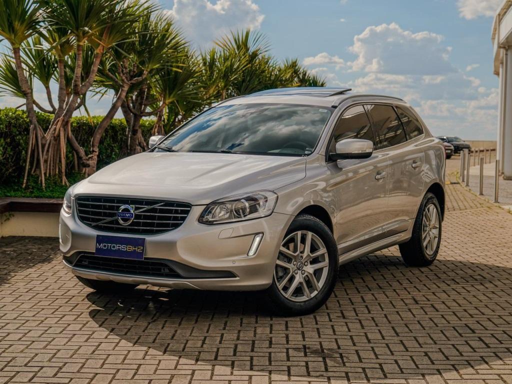 Volvo Xc XC 40 T-5 MOMENTUM 2.0 252cv AWD 2017