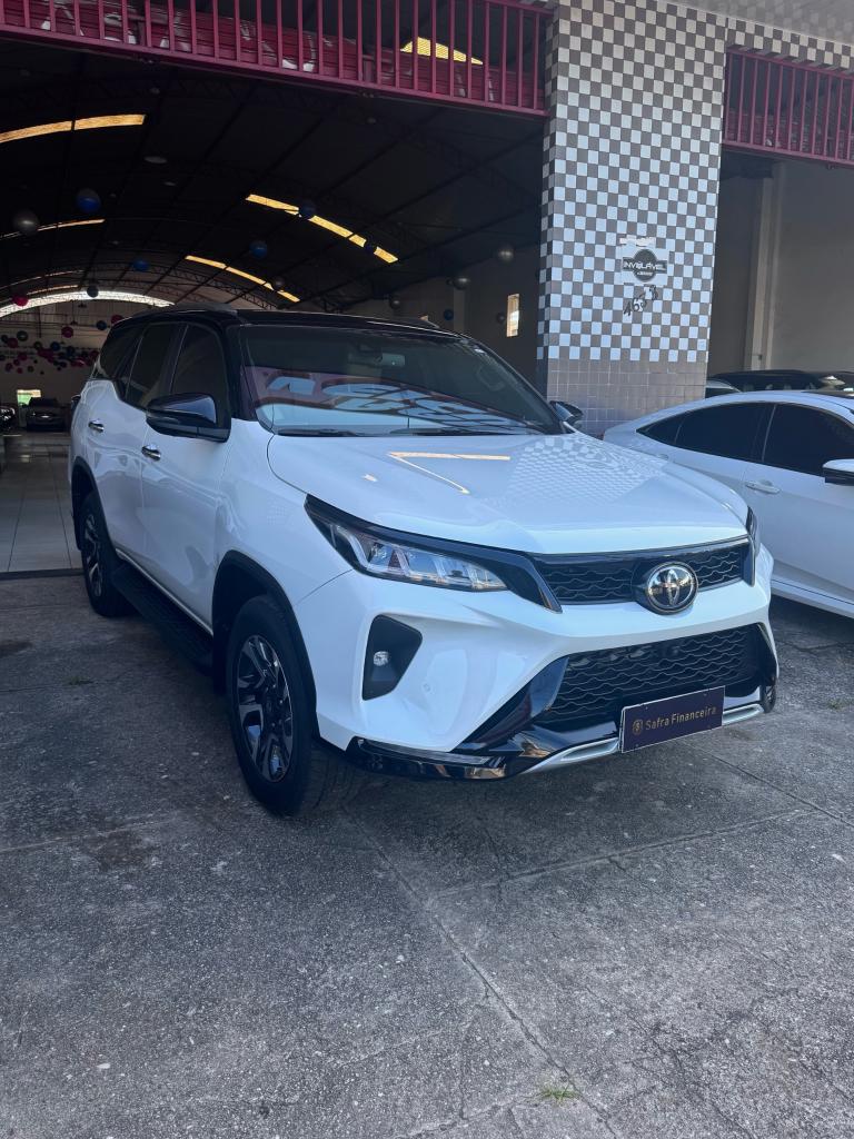 Toyota Sw4 2.8 Tdi Diamond 7l Auto 4wd 2025