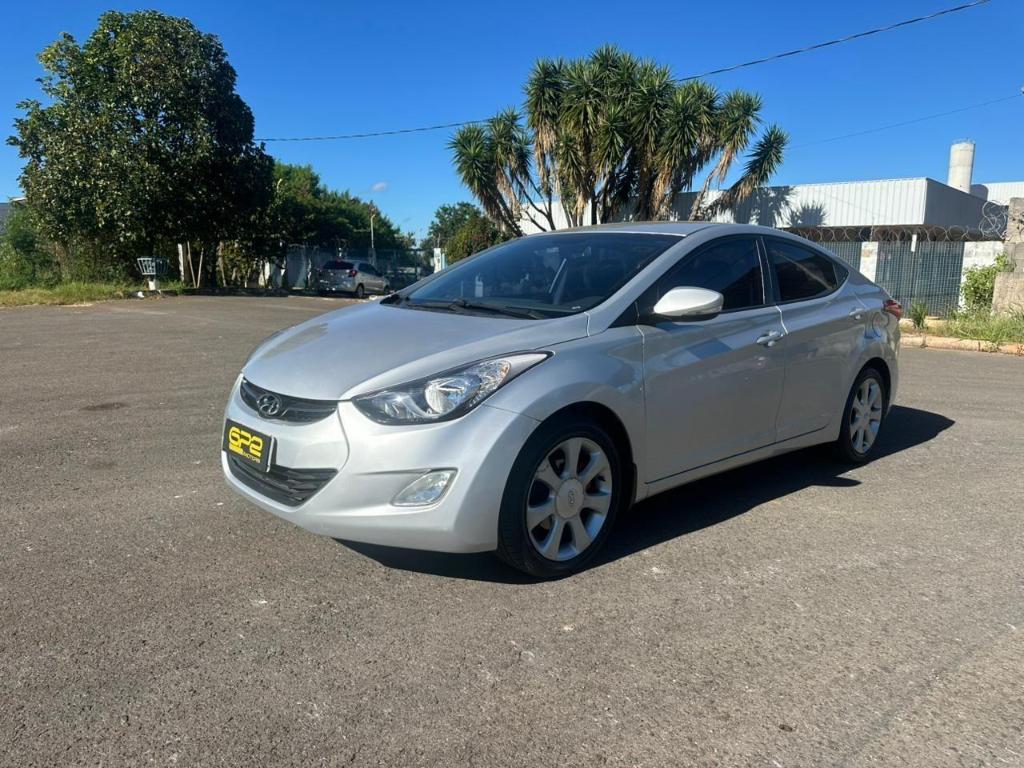 Hyundai Elantra 2013