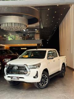 Foto do veículo Toyota Hilux 2.8 Tdi Cd Srv Auto 4wd