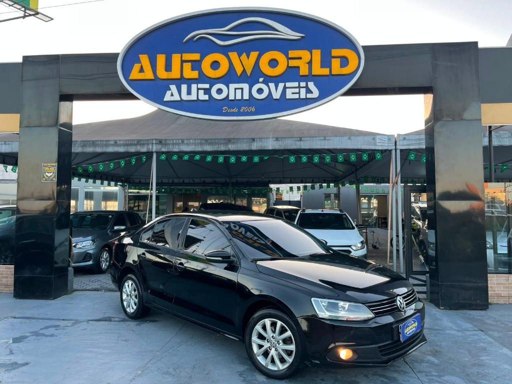 Volkswagen Jetta Trendline 2.0 T.flex 8v 4p Tip.