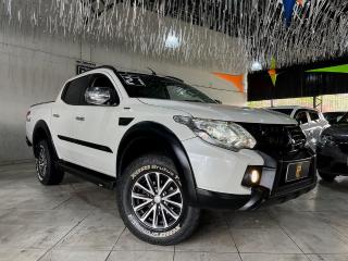 Foto do veículo Mitsubishi L200 Tri. Out. Hpe-s 2-4 Cd 4x4 Die. Aut