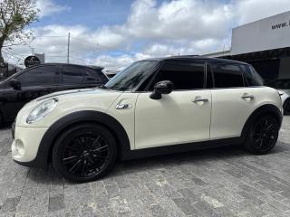 Foto do veículo Mini Cooper S 2.0 Turbo 16v 5p Aut.