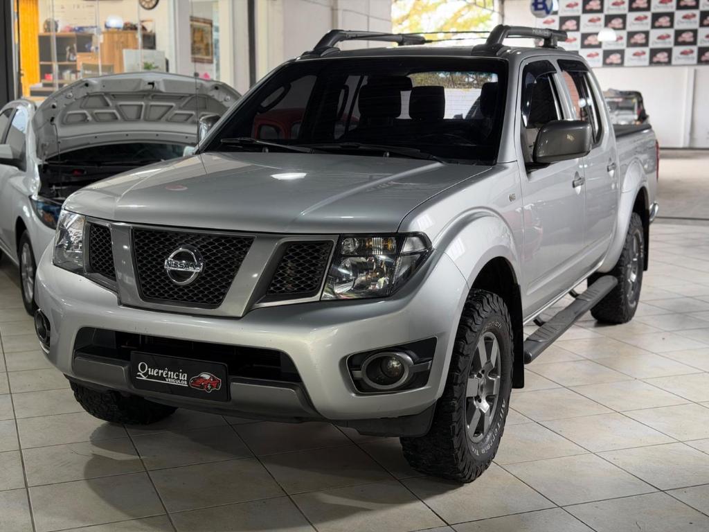 Nissan Frontier Frontier SV AT.CD 4x4 2.5 TB Diesel Mec. 2015