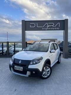 Foto do veículo Renault Sandero Stepway Hi-flex 1.6 16v 5p Aut.