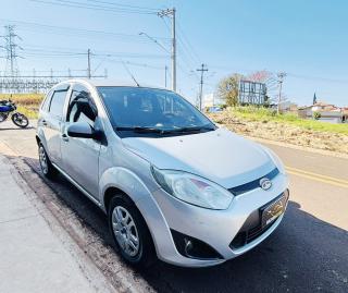 Foto do veículo Ford Fiesta 1.6 Rocam Flex Se