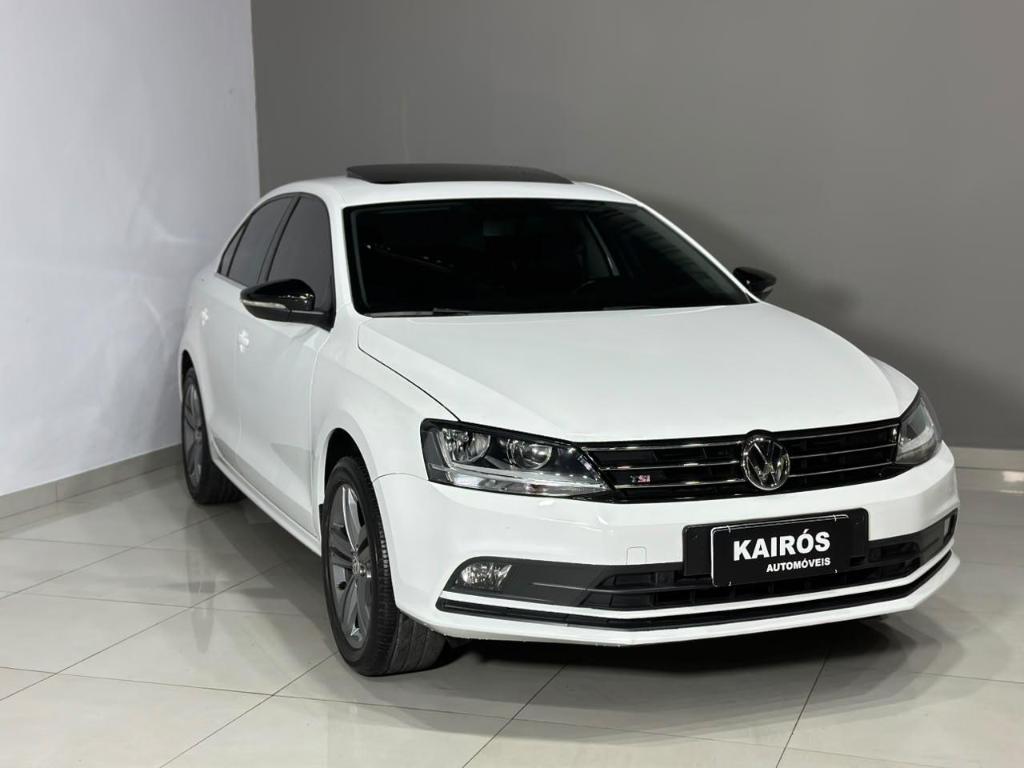 Volkswagen Jetta HIGHLINE 2.0 TSI 211CV DSG 2017
