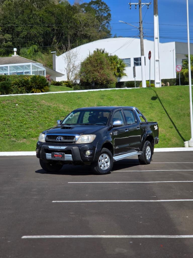 Toyota Hilux Sw4 3.0 4wd Srv Auto - Automática