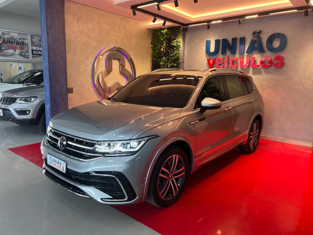 Volkswagen Tiguan TIGUAN Allspac R-Line 300 TSI 2.0 2024