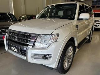 Foto do veículo Mitsubishi Pajero 3.8 V6 Full 3d Hpe Auto 4wd