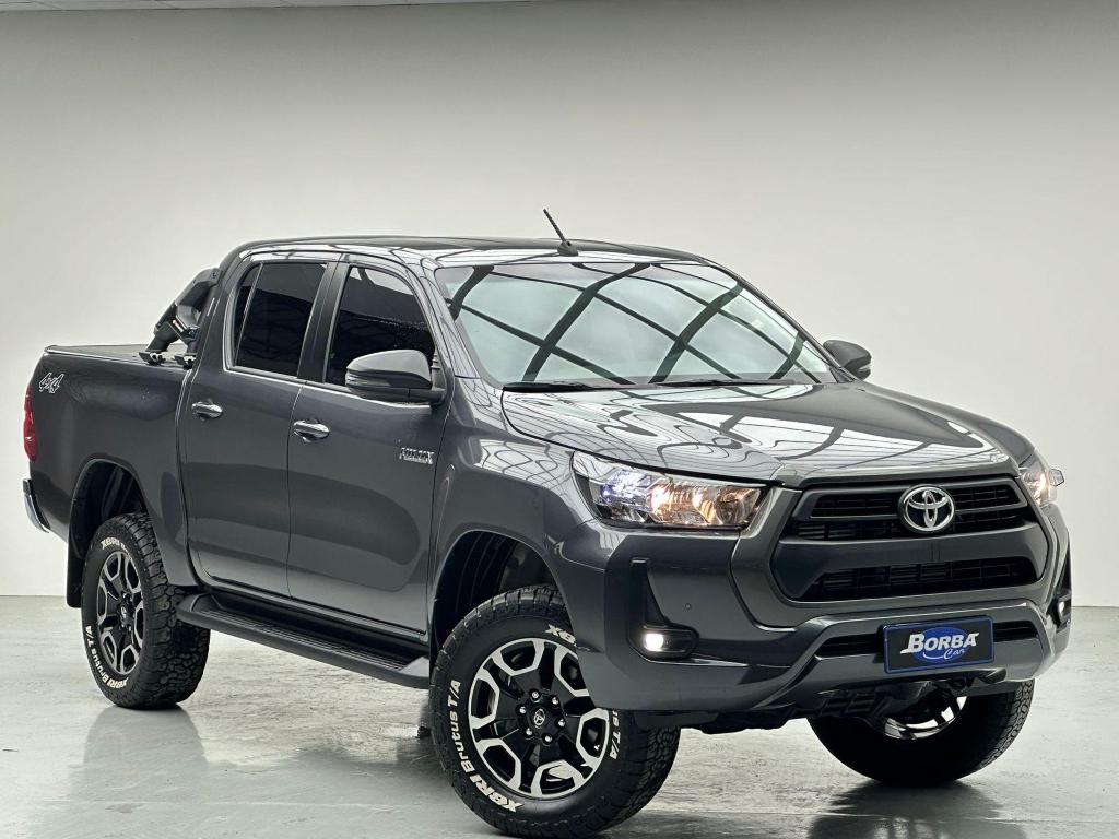 Toyota Hilux CD SR 4X4 2.8 TDI DIESEL AUT. 2025