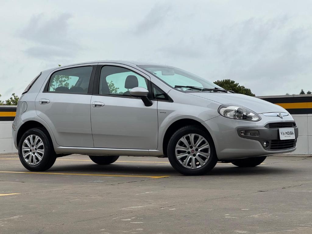 Fiat Punto ESSENCE 1.6 DUALOGIC FLEX 2015