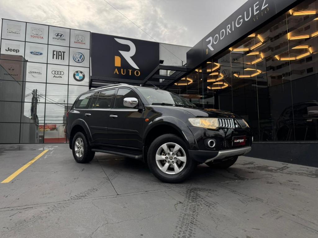 Mitsubishi Pajero Pajero DAKAR 3.2 4x4 T.I. Dies. 5p Aut. 2013